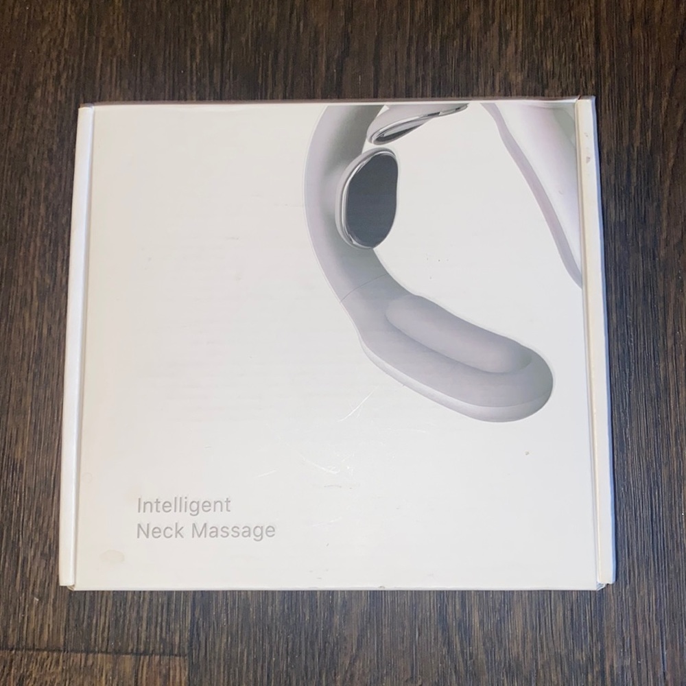 INTELLIGENT NECK MASSAGER